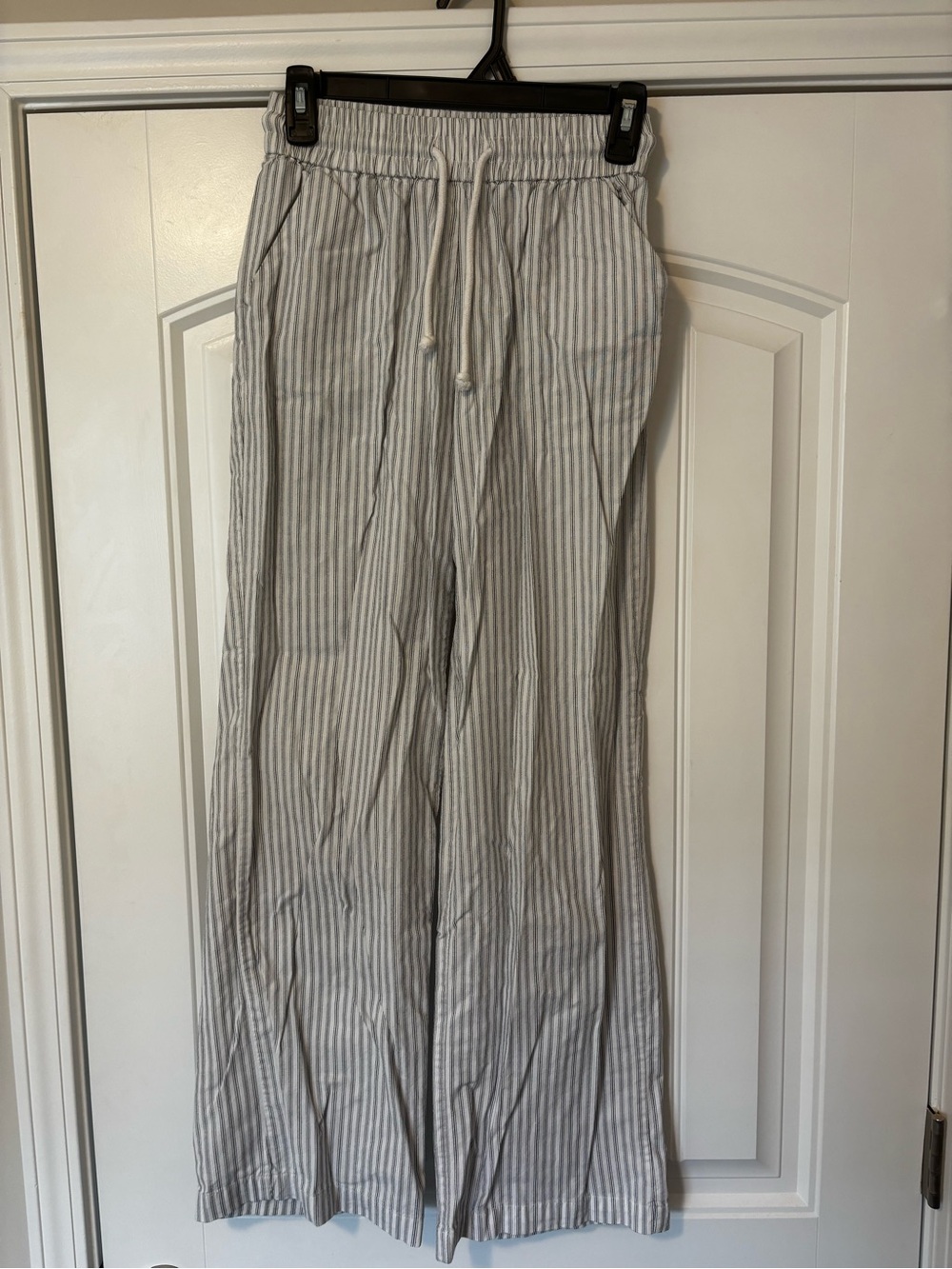 PacSun Pull On Cotton Pants